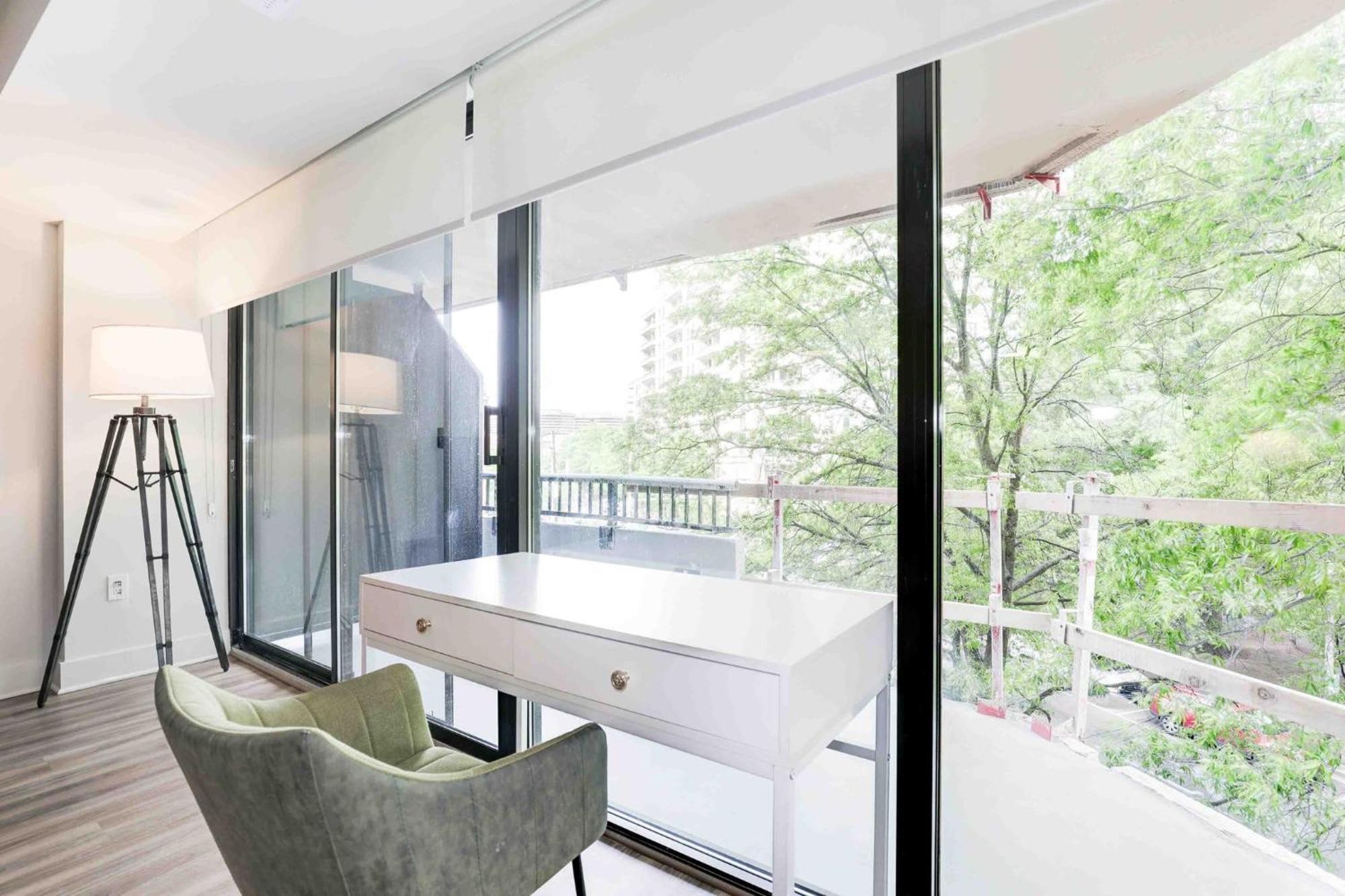 2Br Executive Apartment With Spacious Layout Arlington Exterior photo